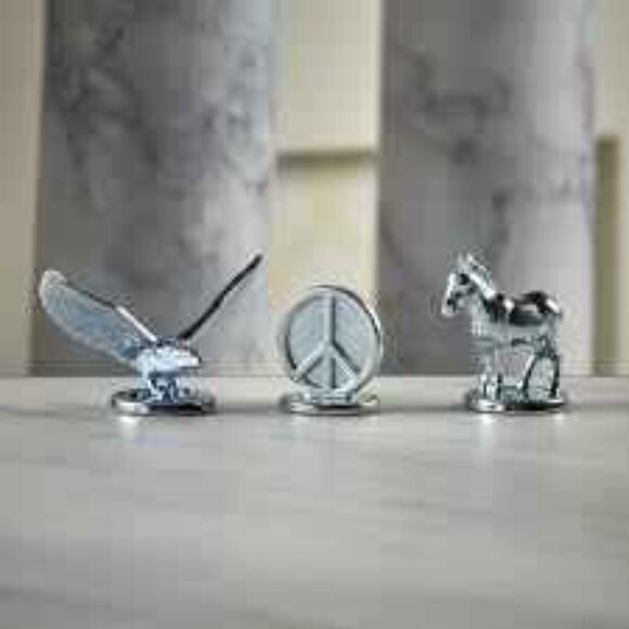 Hasbro Games Monopoly House Divided Board Game - Picture 3 of 5